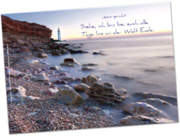 Poster A1: Felsenstrand mit Leuchtturm