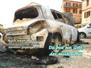 Banner Jahreslosung 2023 - Ausgebranntes Autowrack