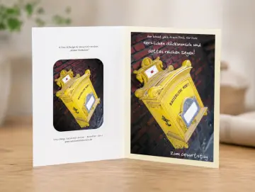 Christliche Geburtstagskarte: Antiker Postkasten