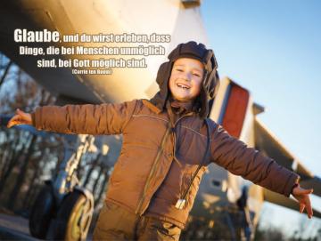 Christliches Poster A2 - Junge im Pilotendress
