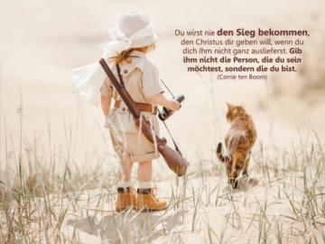 Poster A2: Mädchen im Safaridress