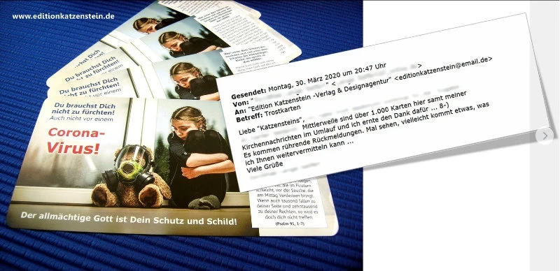 Mädchen mit Atemmasken-Teddy – Corona – Trost & Ermutigungskarte