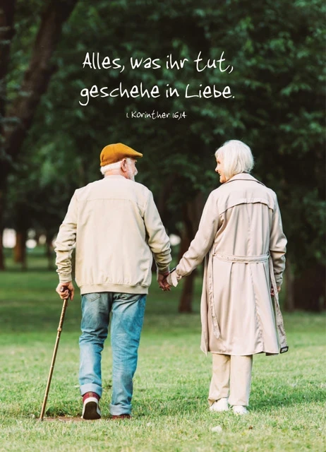 Jahreslosung 2024 Poster A3 - Betagtes Ehepaar beim Spaziergang