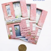 Kühlschrankmagnet Jahreslosung 2025: Verwitterte und renovierte Haustür