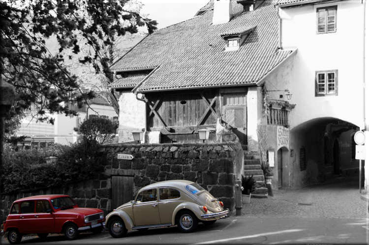 Leinwanddruck: Volkswagen Käfer meets R 4