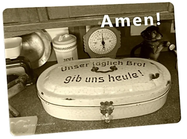 Postkarte: Antiker Brotkasten - Unser täglich Brot gib uns heute! - Karte Erntedank