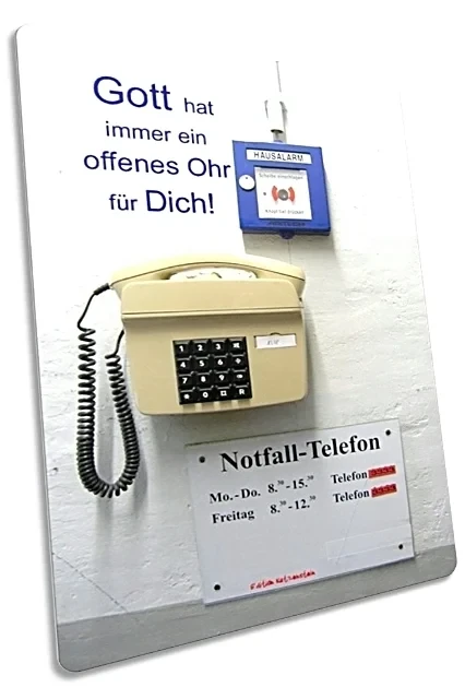 Postkarte: Wandtelefon und Brandmelder