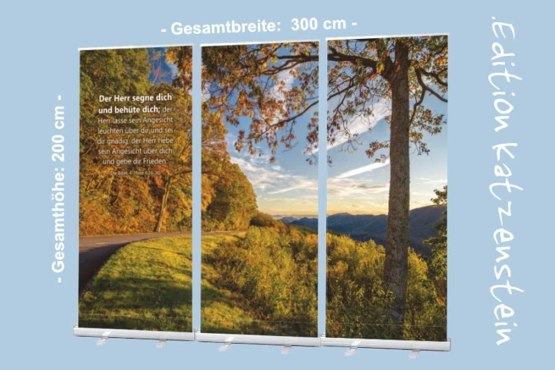 Dreiteiliges Roll-Up-Display mit farbenfroher Herbstlandschaft und eingedrucktem Aaronitischen Segen – Dekoration für Kirchen und Gemeinderäume (300 x 200 cm)