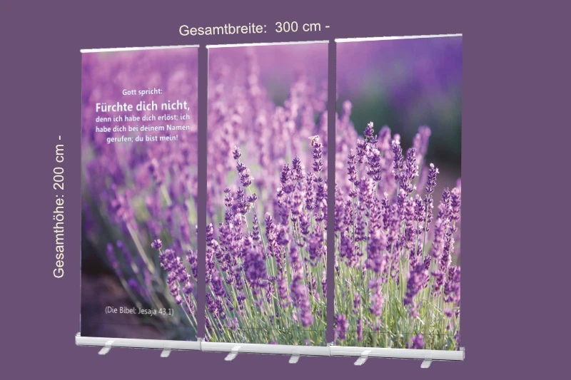 Großes Roll-Up mit Lavendelmotiv in Lila: Bibelvers aus Jesaja 43,1 – „Fürchte dich nicht, denn ich habe dich erlöst“ – Inspirierender Zuspruch für Räume der Stille, Abschied oder Trost – 300 x 200 cm