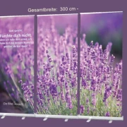 Großes Roll-Up mit Lavendelmotiv in Lila: Bibelvers aus Jesaja 43,1 – „Fürchte dich nicht, denn ich habe dich erlöst“ – Inspirierender Zuspruch für Räume der Stille, Abschied oder Trost – 300 x 200 cm