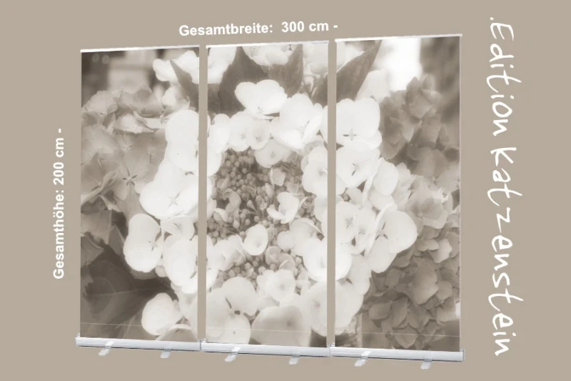 Bestatterbedarf: Roll-Up Display "Hortensienblüten" Dekoration Trauerhalle