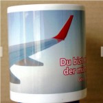 Tasse Jahreslosung 2023: Blick aus Flugzeugfenster- Fototasse